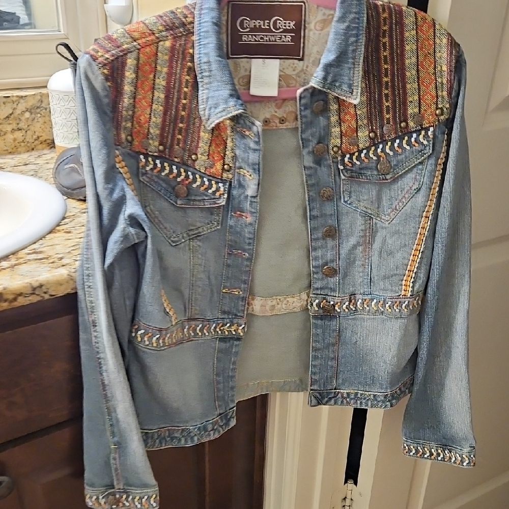Cripple Creek Embroidered Denim Jacket Size S. Gorgeous